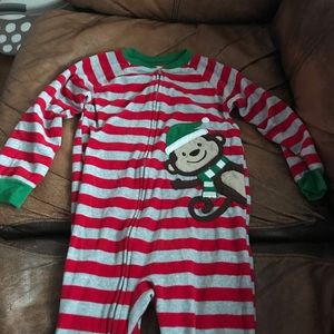 Carter’s one piece Xmas pj’s size 4T